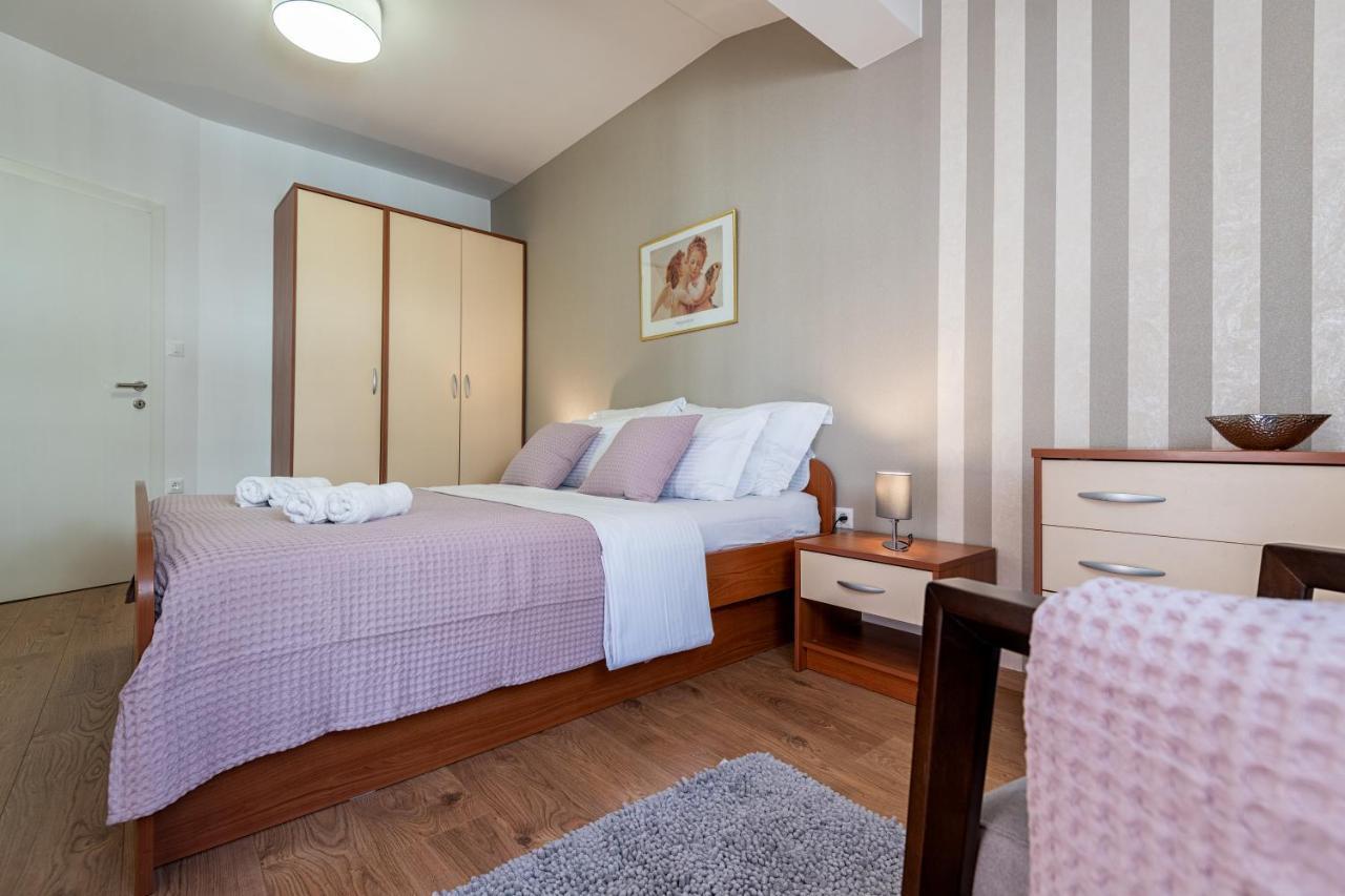 Iva Apartment Макарська Екстер'єр фото